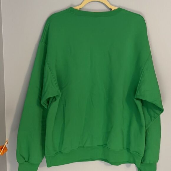 Lg Christmas Sweatshirt “Meowy Christmas” Cat Lover - Picture 5 of 5